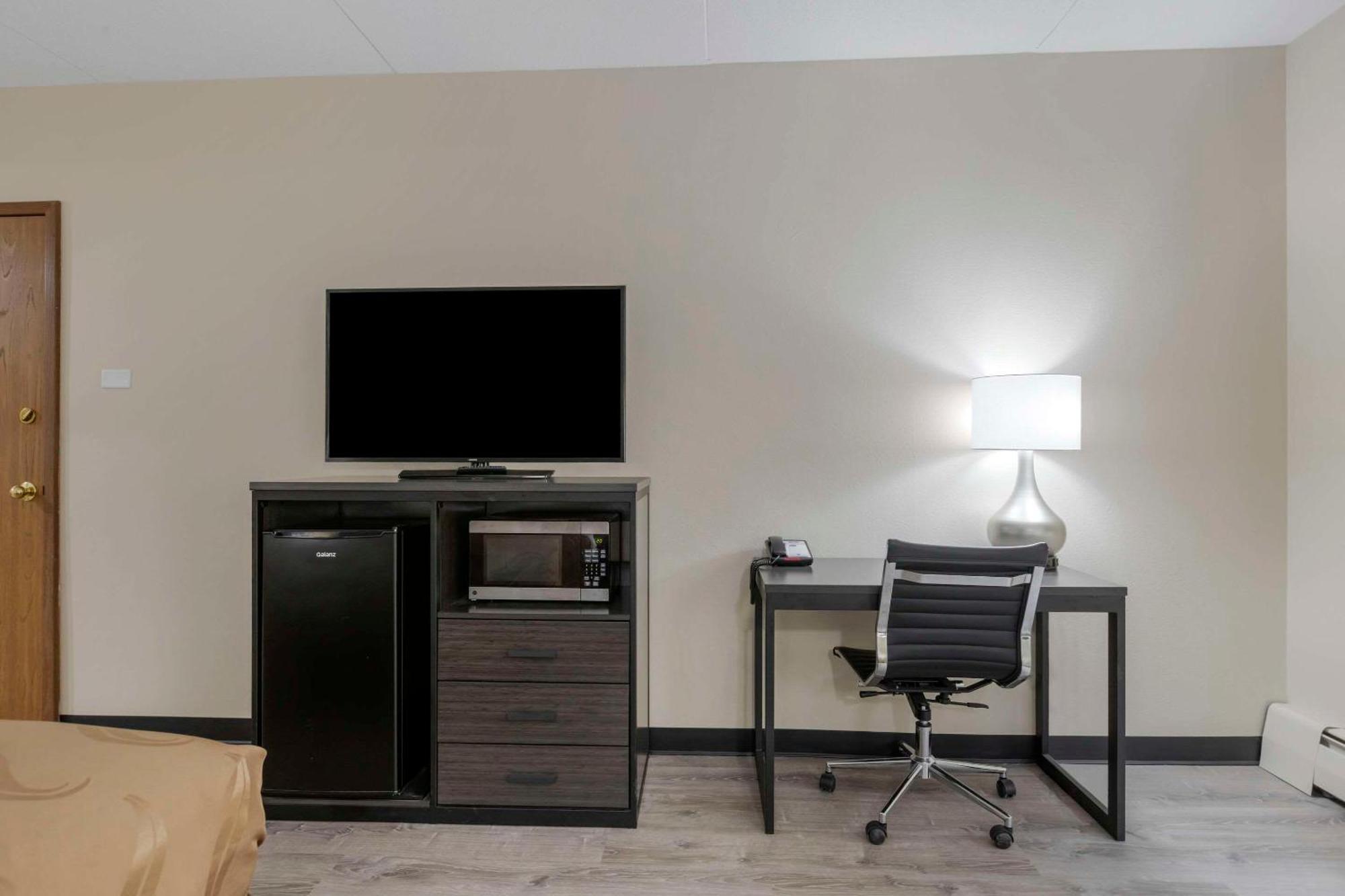 Rodeway Grandville