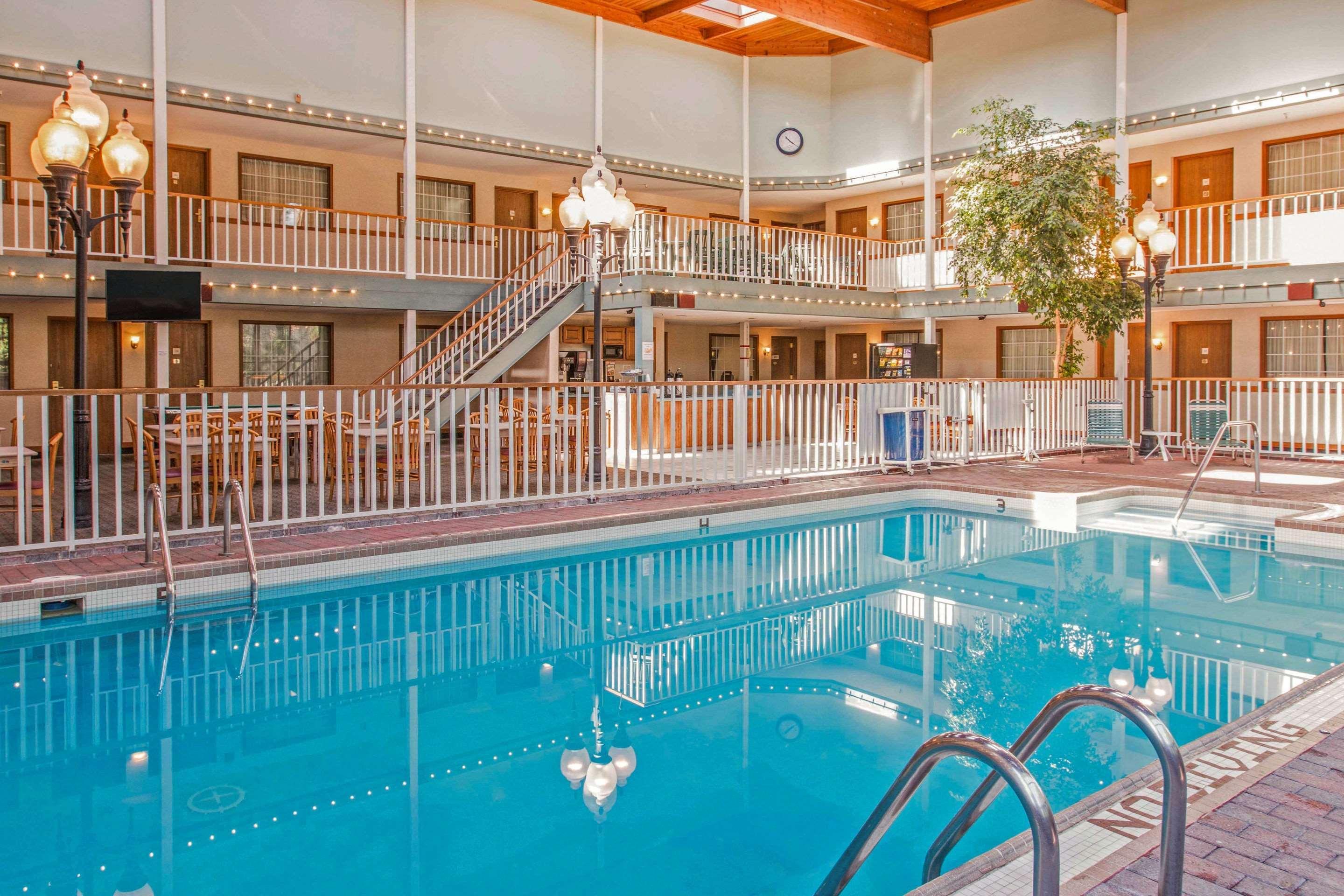 Inn Rodeway