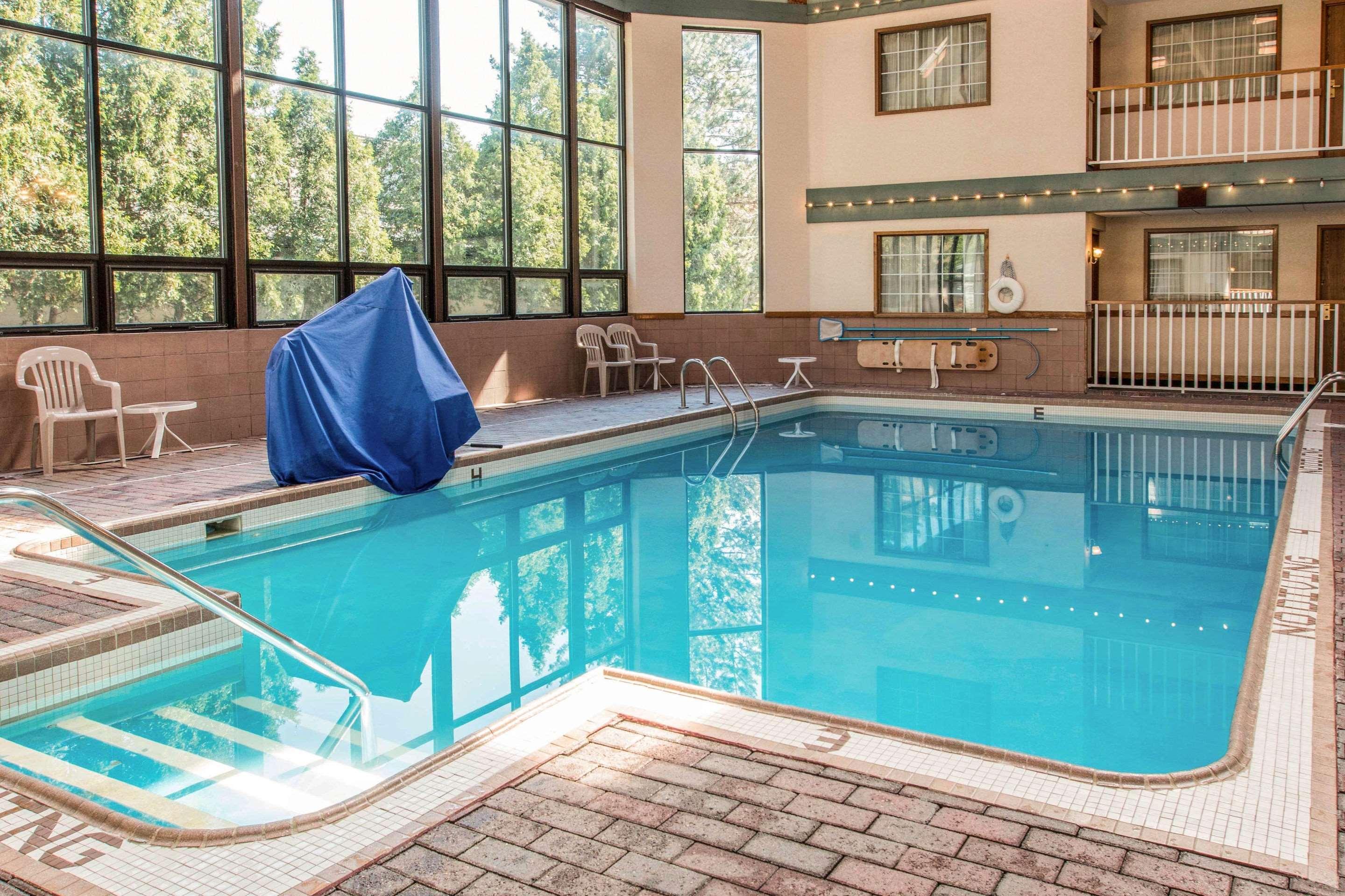 Rodeway Inn Grandville